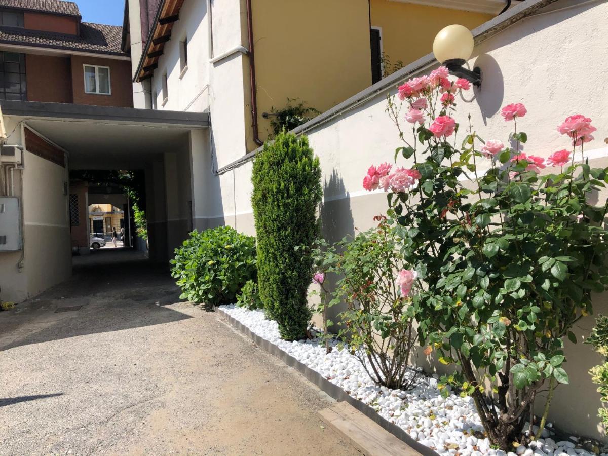 Hotel City Chivasso Exterior photo