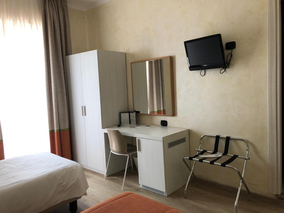 Hotel City Chivasso Exterior photo